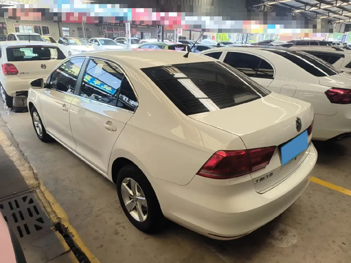 2015 Volkswagen Santana 1.4L 90HP L4 5MT,autocango,china used car exporter,china ev exporter,chinese used car exporter,chinese used ev exporter