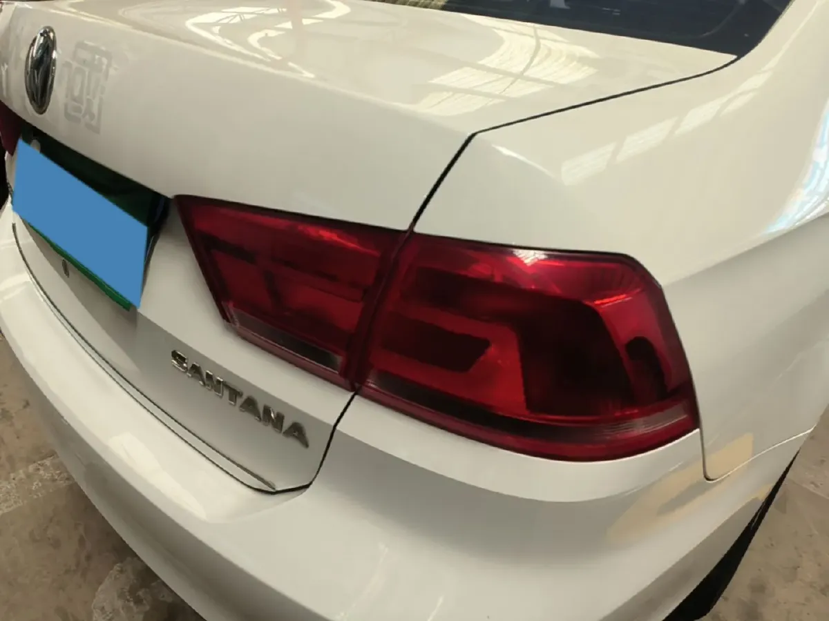 2015 Volkswagen Santana 1.4L 90HP L4 5MT,autocango,china used car exporter,china ev exporter,chinese used car exporter,chinese used ev exporter