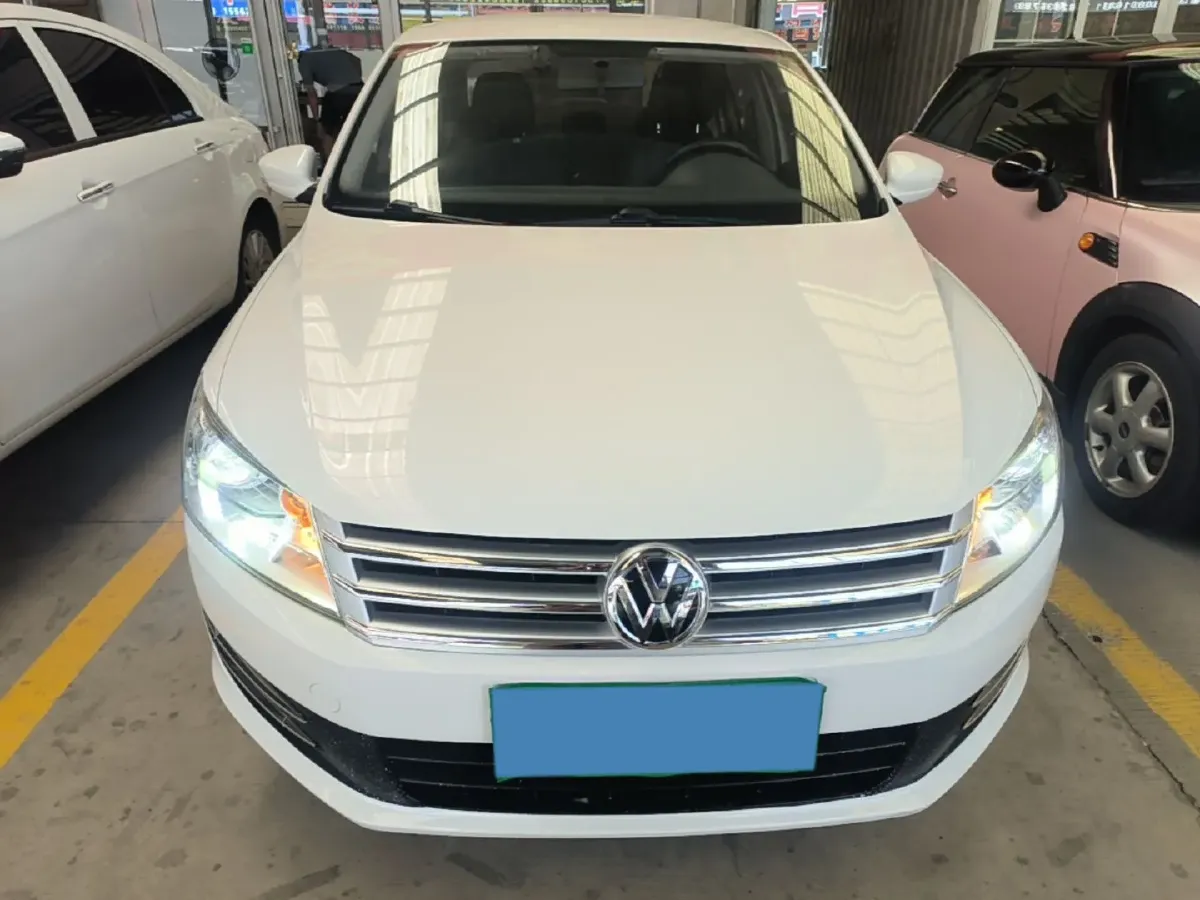 2015 Volkswagen Santana 1.4L 90HP L4 5MT,autocango,china used car exporter,china ev exporter,chinese used car exporter,chinese used ev exporter