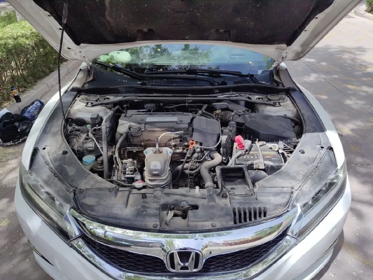 2015 Honda Spirior 2.4L 208HP L4 8DCT,autocango,china used car exporter,china ev exporter,chinese used car exporter,chinese used ev exporter