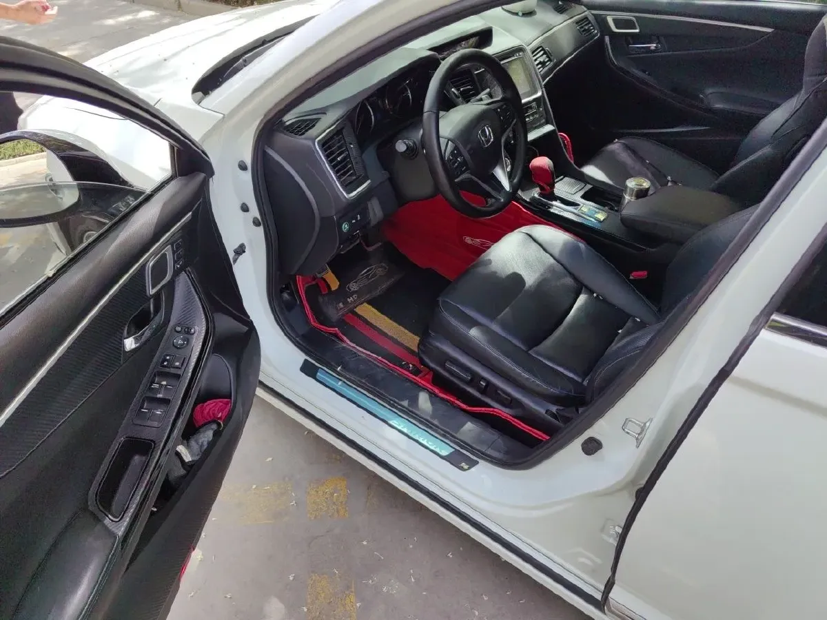 2015 Honda Spirior 2.4L 208HP L4 8DCT,autocango,china used car exporter,china ev exporter,chinese used car exporter,chinese used ev exporter
