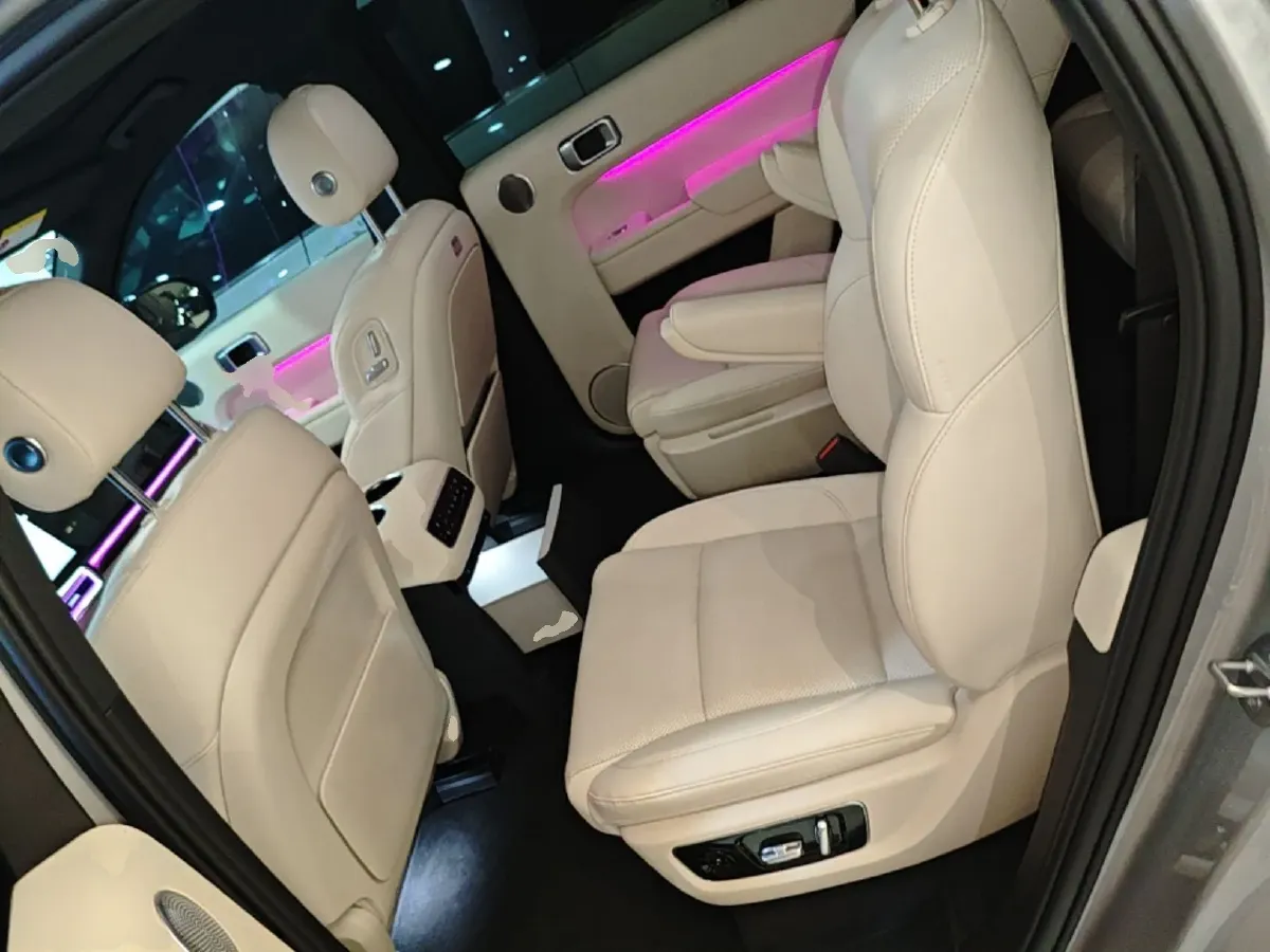 2024 Li L9 Range Extended 154HP REEV 52.3KWH,autocango,china used car exporter,china ev exporter,chinese used car exporter,chinese used ev exporter