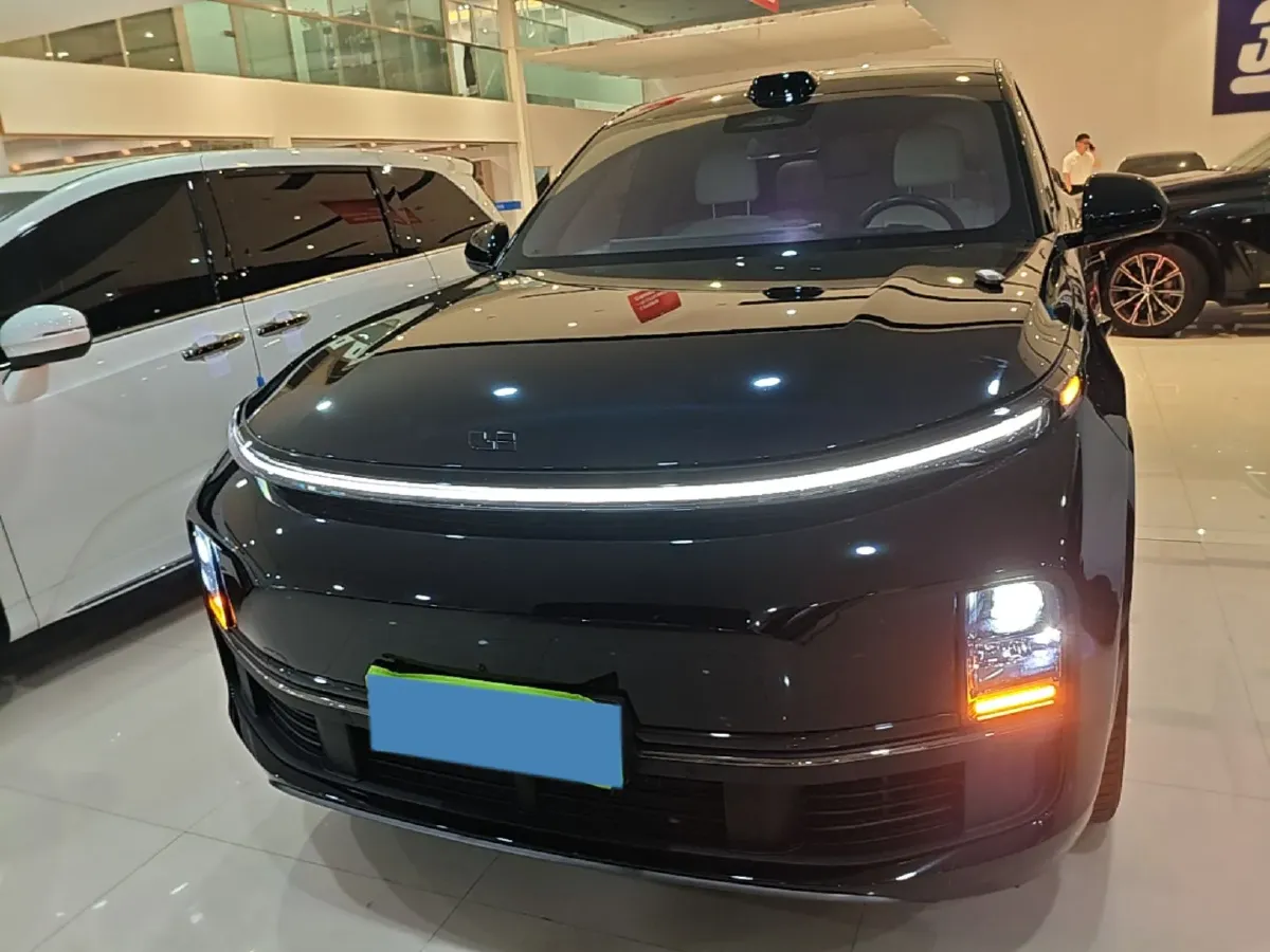 2024 Li L9 Range Extended 154HP REEV 52.3KWH,autocango,china used car exporter,china ev exporter,chinese used car exporter,chinese used ev exporter