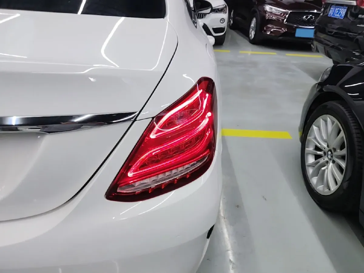 2016 Mercedes-Benz C Class 2.0T 184HP L4 7AT,autocango,china used car exporter,china ev exporter,chinese used car exporter,chinese used ev exporter