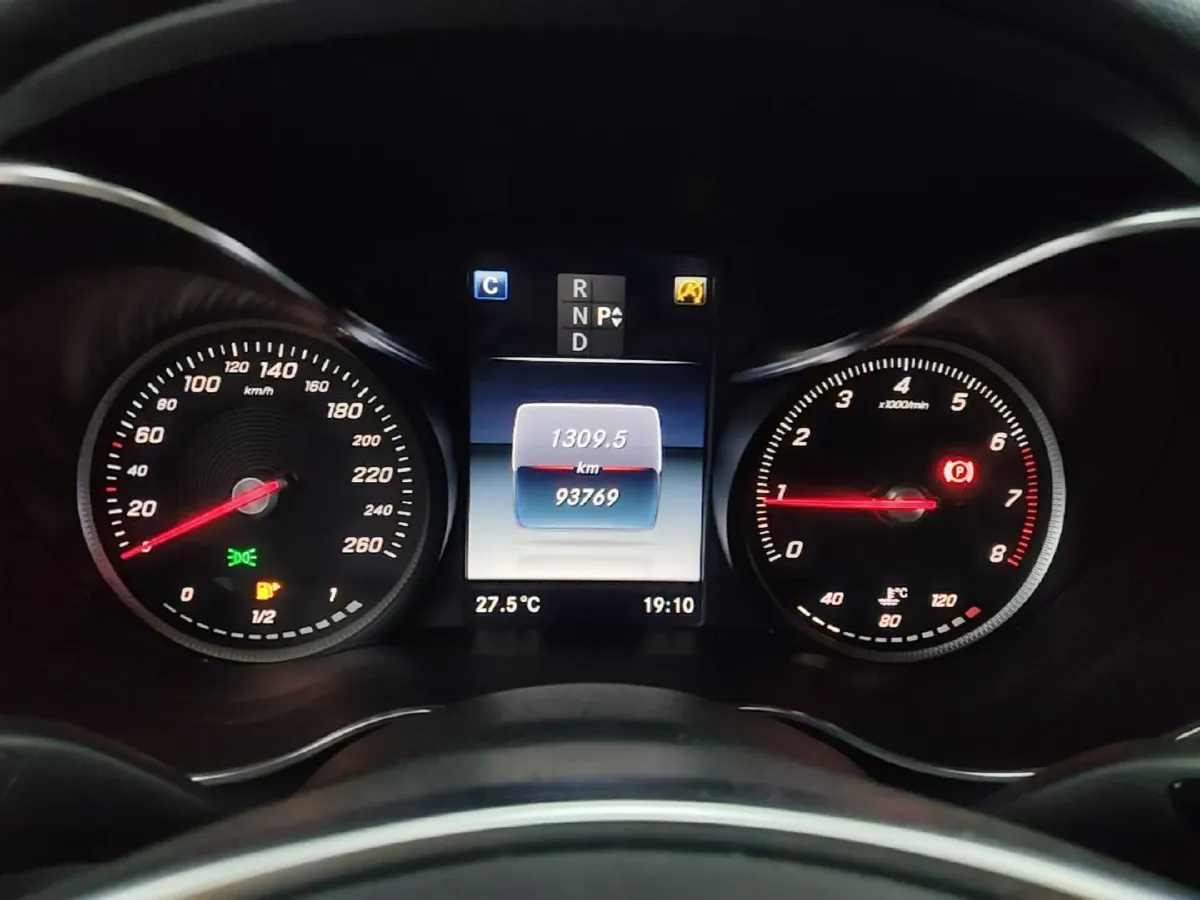 2016 Mercedes-Benz C Class 2.0T 184HP L4 7AT,autocango,china used car exporter,china ev exporter,chinese used car exporter,chinese used ev exporter