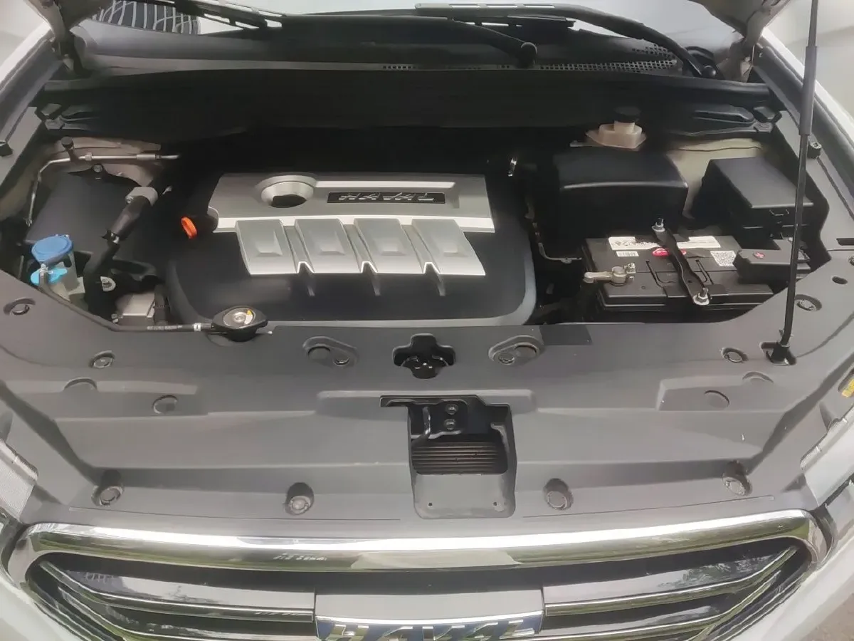 2015 Haval H6 Coupe 2.0T 194HP L4 6DCT,autocango,china used car exporter,china ev exporter,chinese used car exporter,chinese used ev exporter