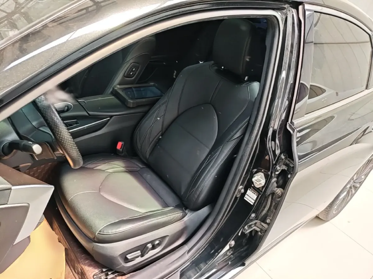2019 Toyota Avalon 2.5L 209HP L4 8AT,autocango,china used car exporter,china ev exporter,chinese used car exporter,chinese used ev exporter