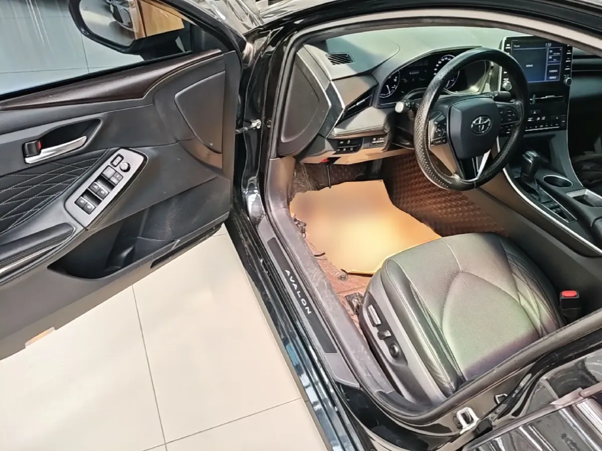 2019 Toyota Avalon 2.5L 209HP L4 8AT,autocango,china used car exporter,china ev exporter,chinese used car exporter,chinese used ev exporter