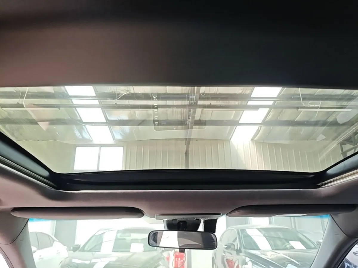 2019 Toyota Avalon 2.5L 209HP L4 8AT,autocango,china used car exporter,china ev exporter,chinese used car exporter,chinese used ev exporter