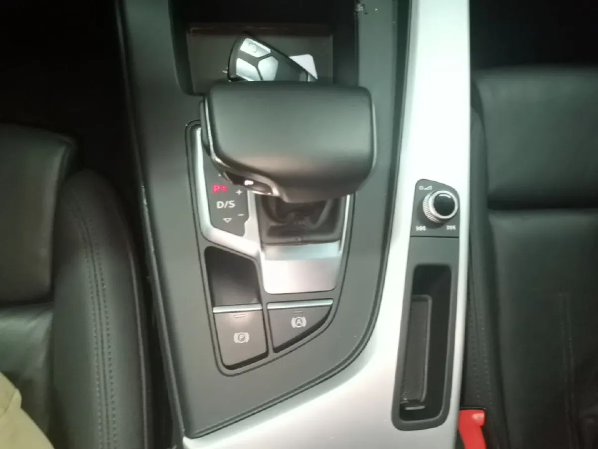 2021 Audi A5 2.0T 252HP L4 7DCT,autocango,china used car exporter,china ev exporter,chinese used car exporter,chinese used ev exporter