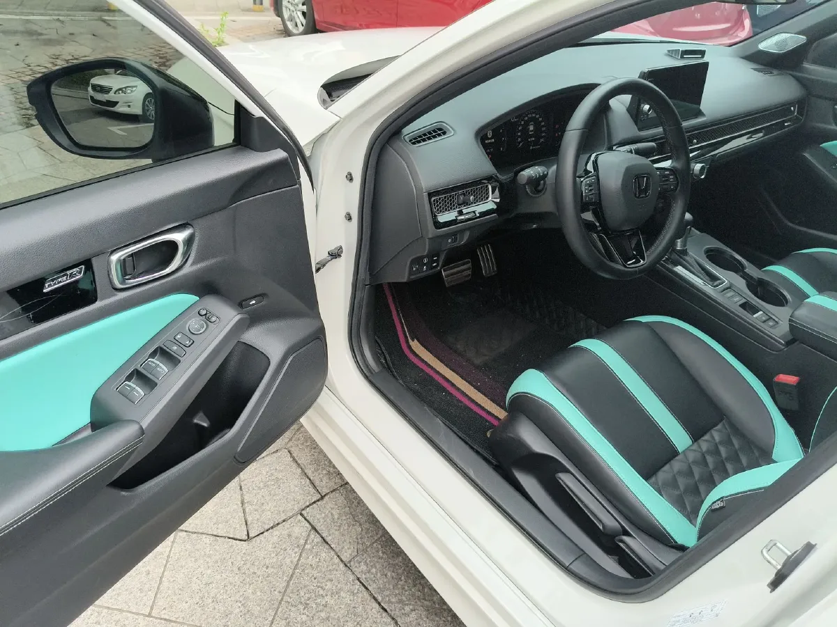 2022 Ford Equator Sport 1.5T 170HP L4 7DCT,autocango,china used car exporter,china ev exporter,chinese used car exporter,chinese used ev exporter