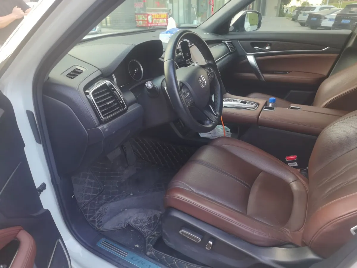 2020 Honda UR-V 2.0T 272HP L4 9AT,autocango,china used car exporter,china ev exporter,chinese used car exporter,chinese used ev exporter