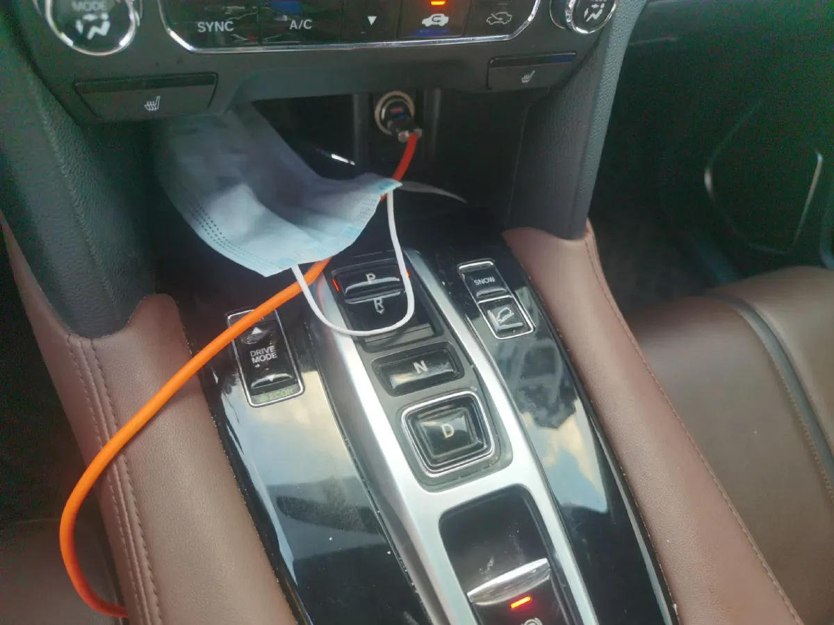 2020 Honda UR-V 2.0T 272HP L4 9AT,autocango,china used car exporter,china ev exporter,chinese used car exporter,chinese used ev exporter