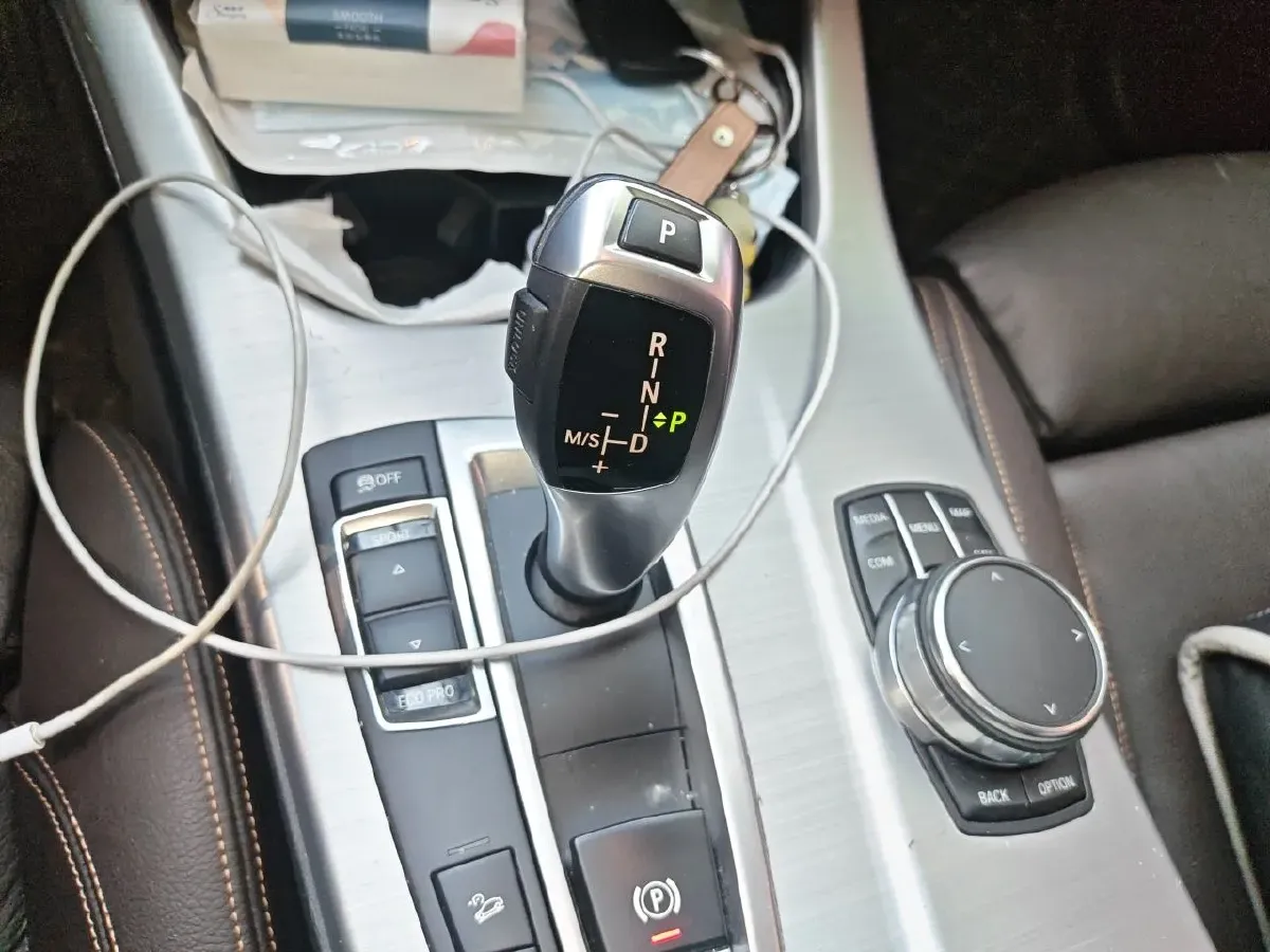 2016 BMW X4 2.0T 184HP L4 8AT,autocango,china used car exporter,china ev exporter,chinese used car exporter,chinese used ev exporter