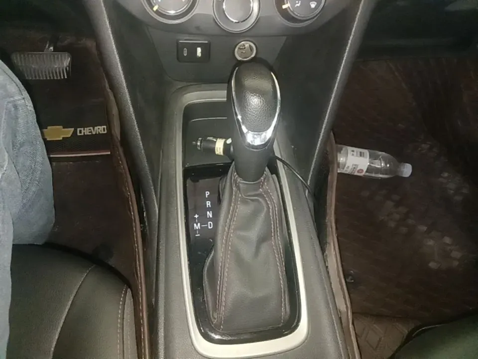 2020 Chevrolet Monza 1.0T 125HP L3 6DCT,autocango,china used car exporter,china ev exporter,chinese used car exporter,chinese used ev exporter