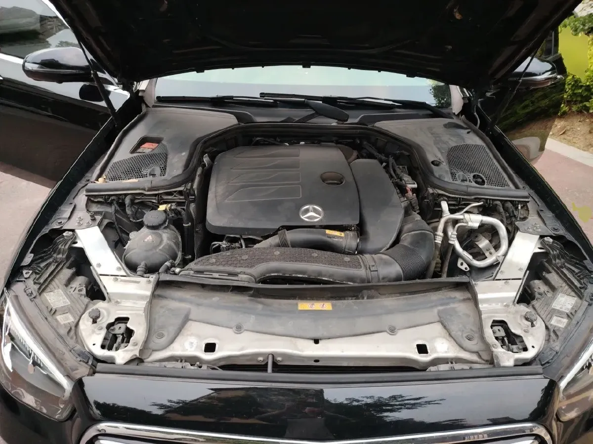 2021 Mercedes-Benz E Class 2.0T 258HP L4 9AT,autocango,china used car exporter,china ev exporter,chinese used car exporter,chinese used ev exporter