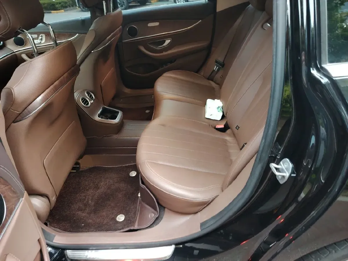 2021 Mercedes-Benz E Class 2.0T 258HP L4 9AT,autocango,china used car exporter,china ev exporter,chinese used car exporter,chinese used ev exporter