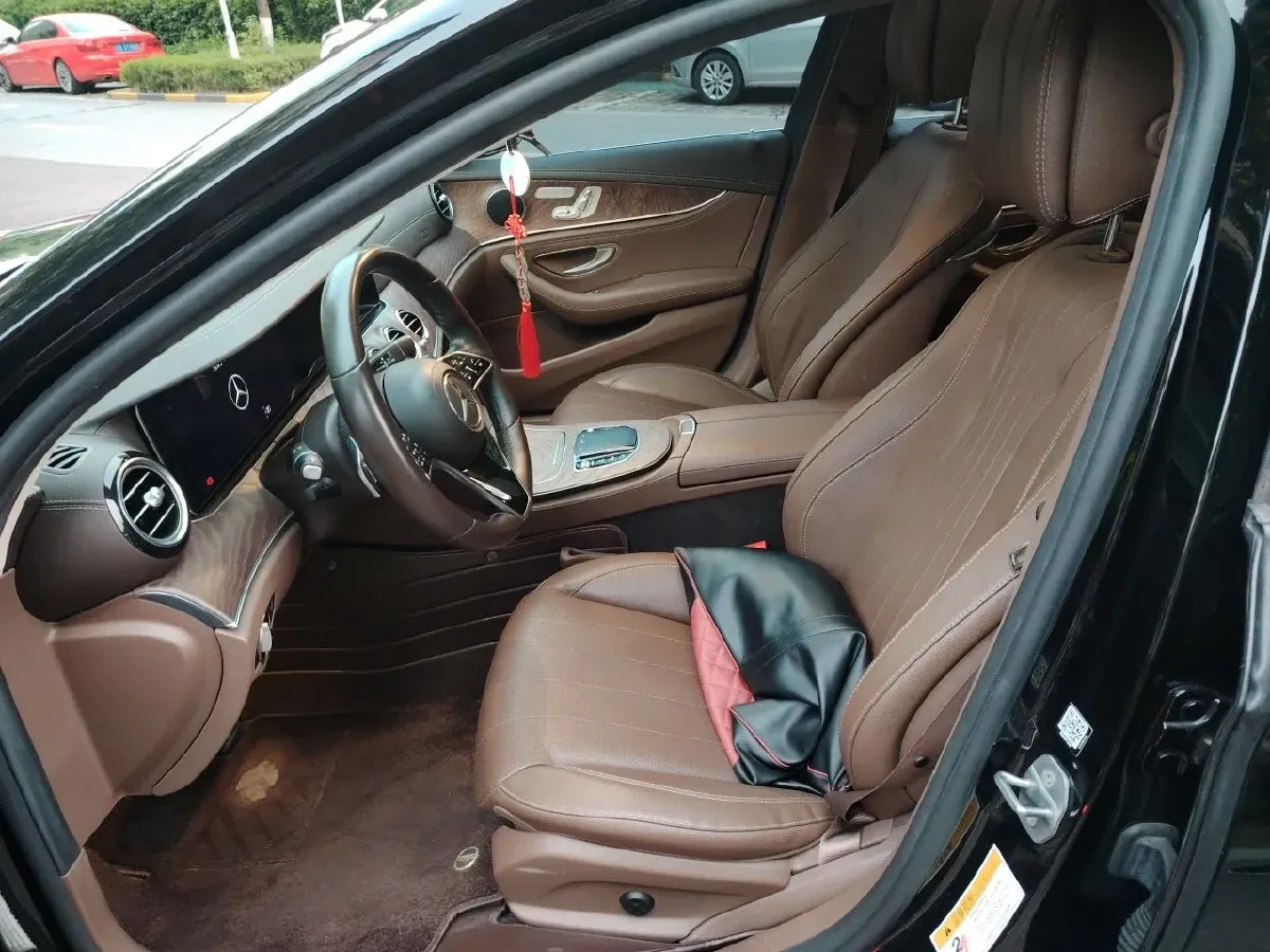 2021 Mercedes-Benz E Class 2.0T 258HP L4 9AT,autocango,china used car exporter,china ev exporter,chinese used car exporter,chinese used ev exporter