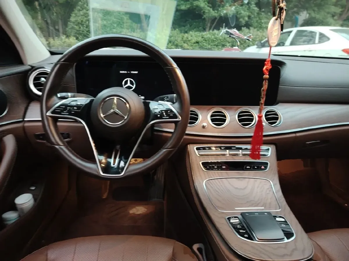 2021 Mercedes-Benz E Class 2.0T 258HP L4 9AT,autocango,china used car exporter,china ev exporter,chinese used car exporter,chinese used ev exporter