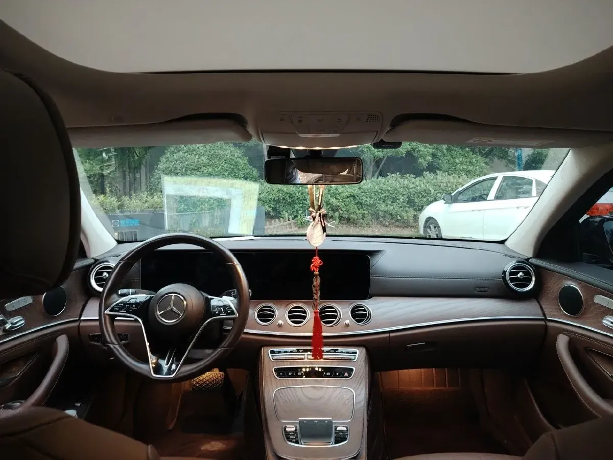 2021 Mercedes-Benz E Class 2.0T 258HP L4 9AT,autocango,china used car exporter,china ev exporter,chinese used car exporter,chinese used ev exporter