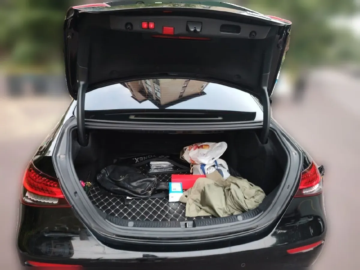 2021 Mercedes-Benz E Class 2.0T 258HP L4 9AT,autocango,china used car exporter,china ev exporter,chinese used car exporter,chinese used ev exporter