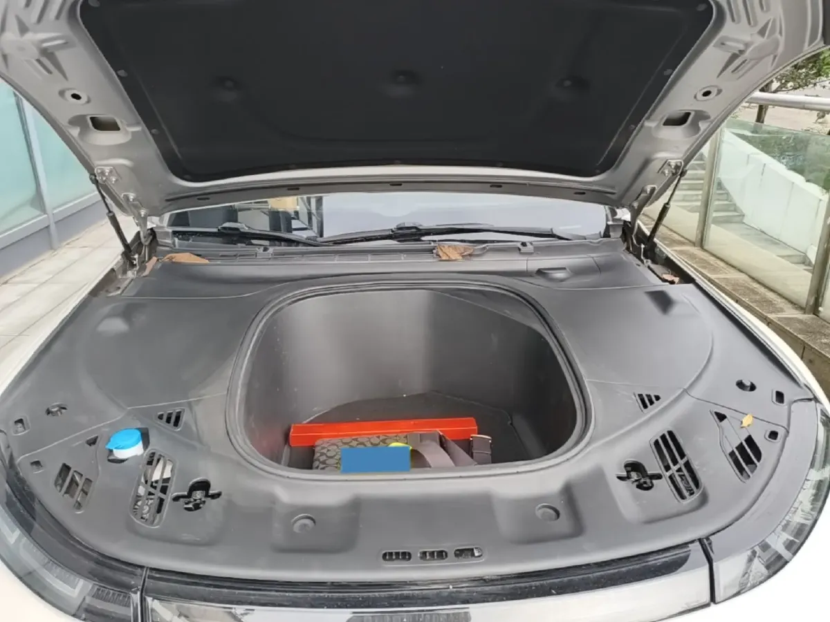 2022 Xpeng P7 BEV 83.1KWH,autocango,china used car exporter,china ev exporter,chinese used car exporter,chinese used ev exporter