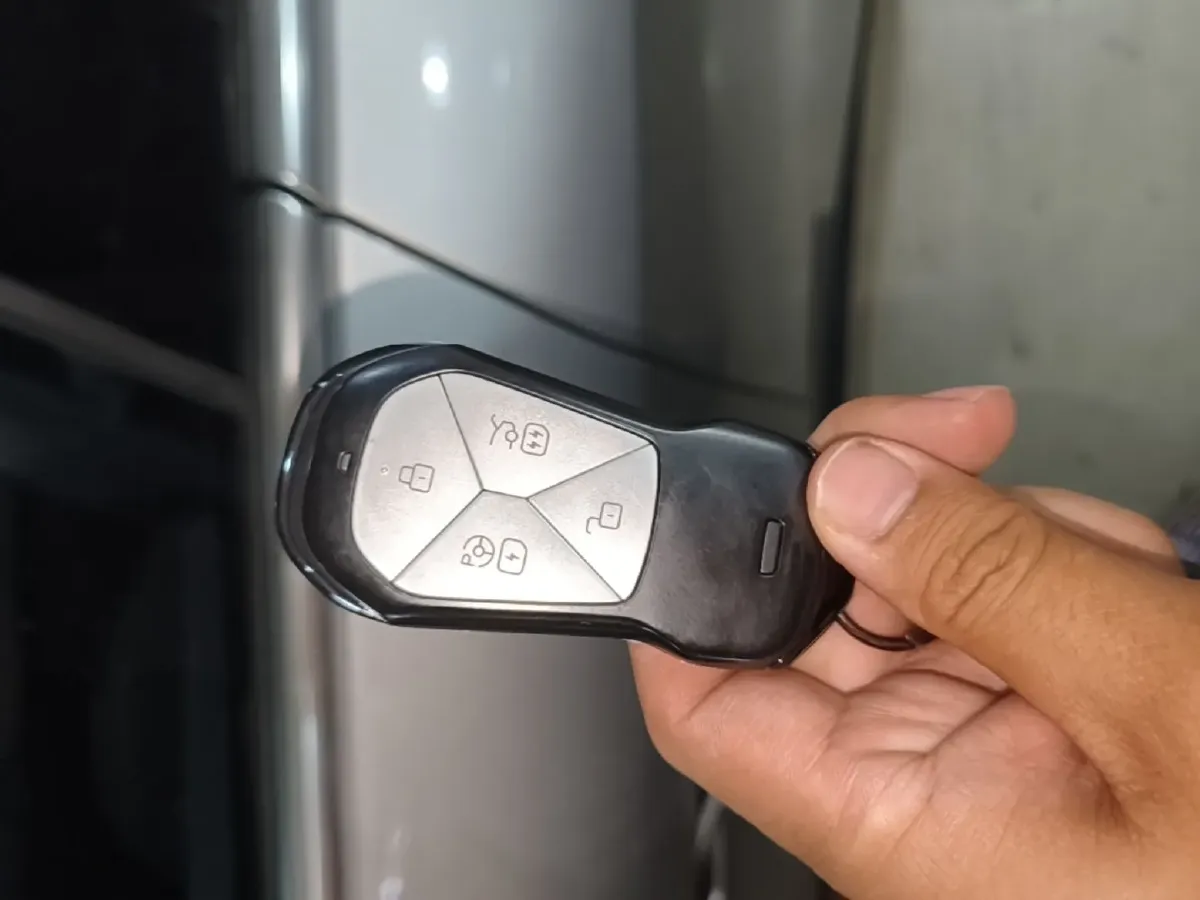 2022 Xpeng P7 BEV 83.1KWH,autocango,china used car exporter,china ev exporter,chinese used car exporter,chinese used ev exporter
