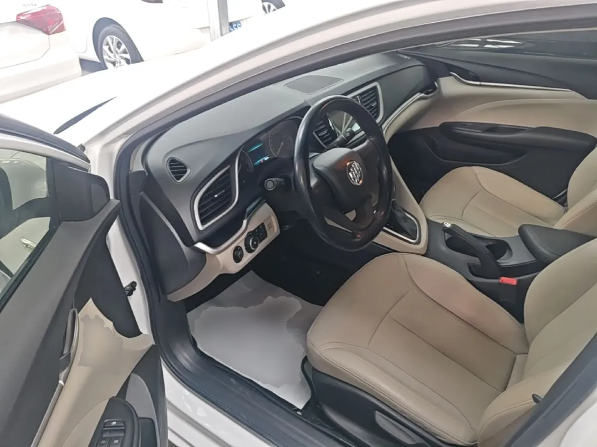 2021 Haval H6 2.0T 224HP L4 7DCT,autocango,china used car exporter,china ev exporter,chinese used car exporter,chinese used ev exporter