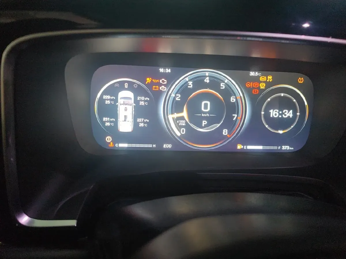 2021 GAC Trumpchi M8 2.0T 252HP L4 8AT,autocango,china used car exporter,china ev exporter,chinese used car exporter,chinese used ev exporter