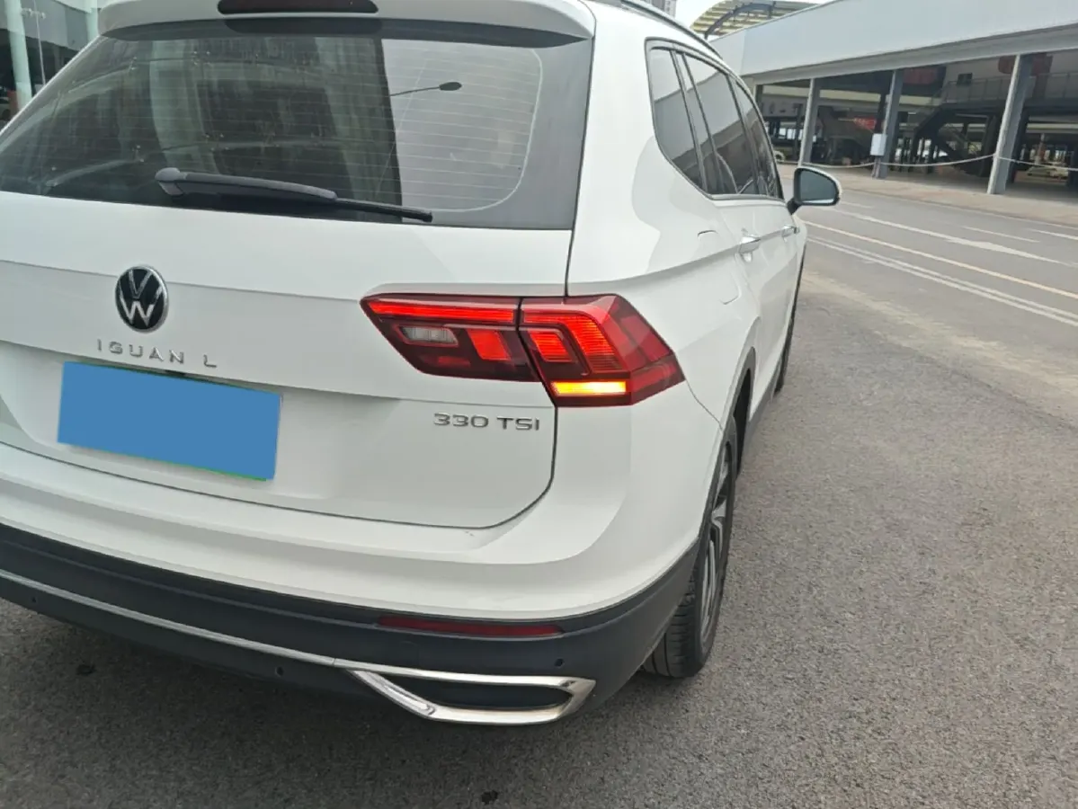 2023 Volkswagen Tiguan L 2.0T 186HP L4 7DCT,autocango,china used car exporter,china ev exporter,chinese used car exporter,chinese used ev exporter