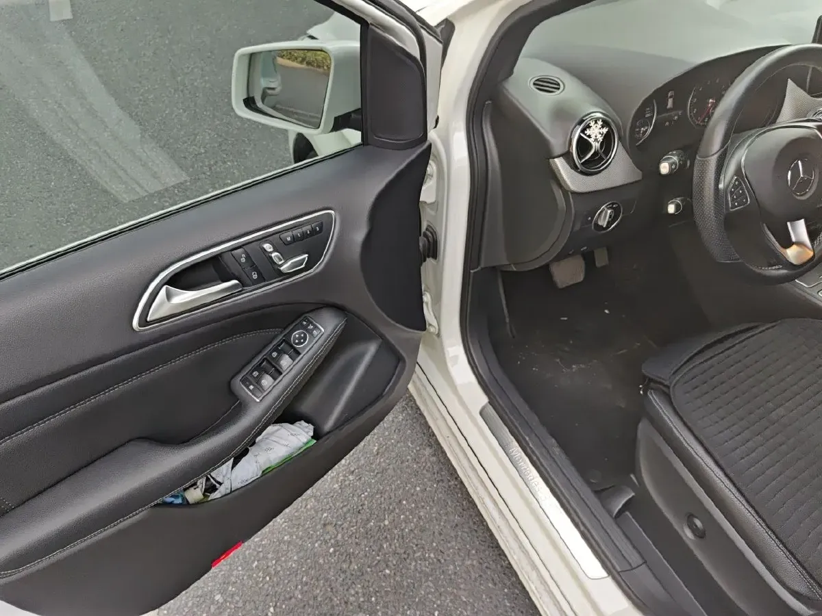 2018 Mercedes-Benz B Class 1.6T 156HP L4 7DCT,autocango,china used car exporter,china ev exporter,chinese used car exporter,chinese used ev exporter