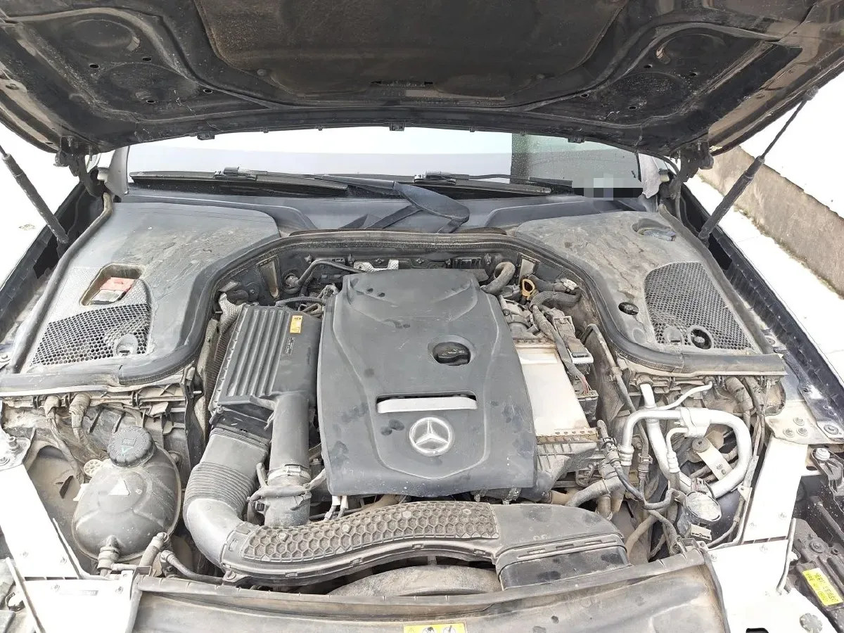 2016 Mercedes-Benz E Class 2.0T 184HP L4 9AT,autocango,china used car exporter,china ev exporter,chinese used car exporter,chinese used ev exporter