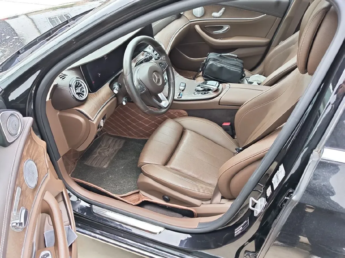 2016 Mercedes-Benz E Class 2.0T 184HP L4 9AT,autocango,china used car exporter,china ev exporter,chinese used car exporter,chinese used ev exporter