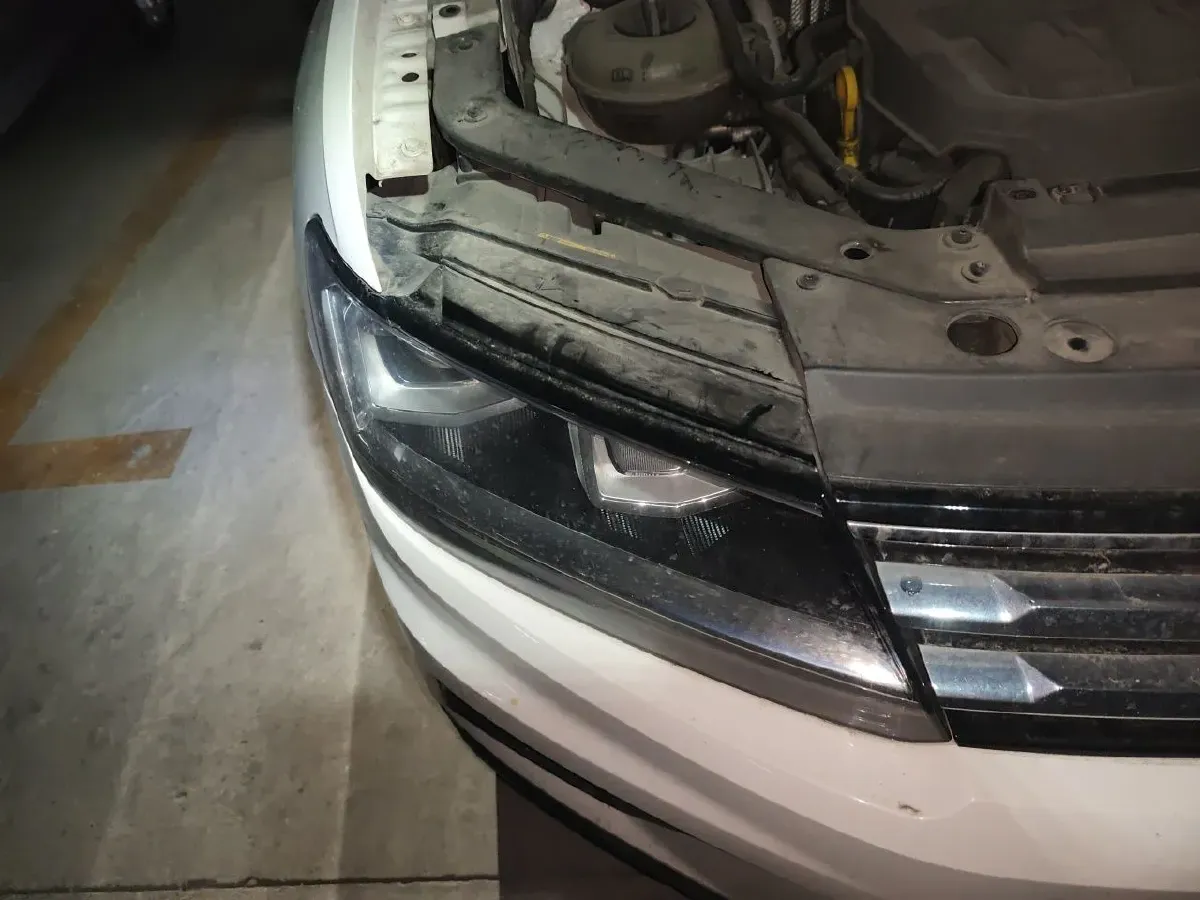 2018 Volkswagen Tiguan L 2.0T 186HP L4 7DCT,autocango,china used car exporter,china ev exporter,chinese used car exporter,chinese used ev exporter
