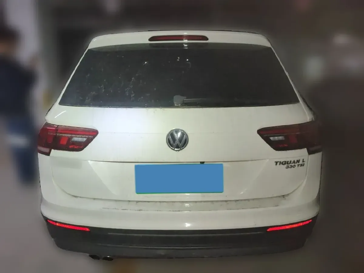 2018 Volkswagen Tiguan L 2.0T 186HP L4 7DCT,autocango,china used car exporter,china ev exporter,chinese used car exporter,chinese used ev exporter