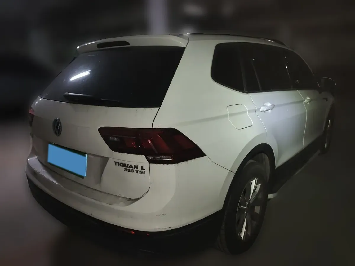 2018 Volkswagen Tiguan L 2.0T 186HP L4 7DCT,autocango,china used car exporter,china ev exporter,chinese used car exporter,chinese used ev exporter