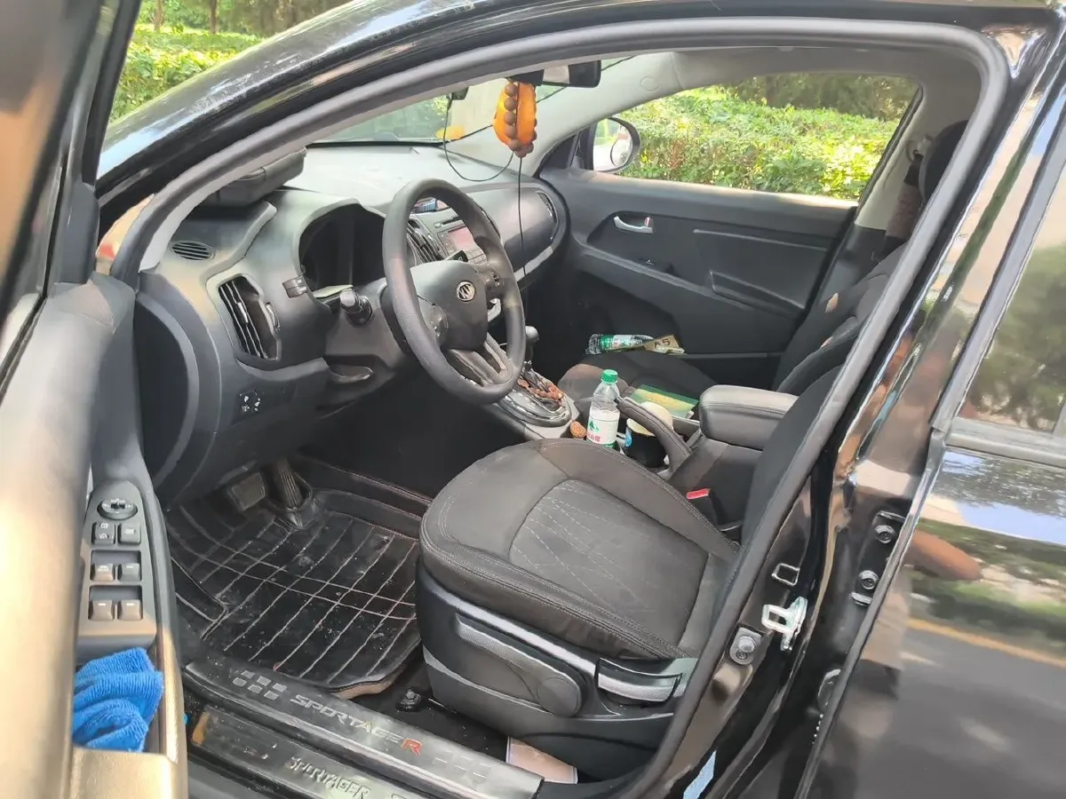 2012 Kia Sportage R 2.0L 165HP L4 6AT,autocango,china used car exporter,china ev exporter,chinese used car exporter,chinese used ev exporter