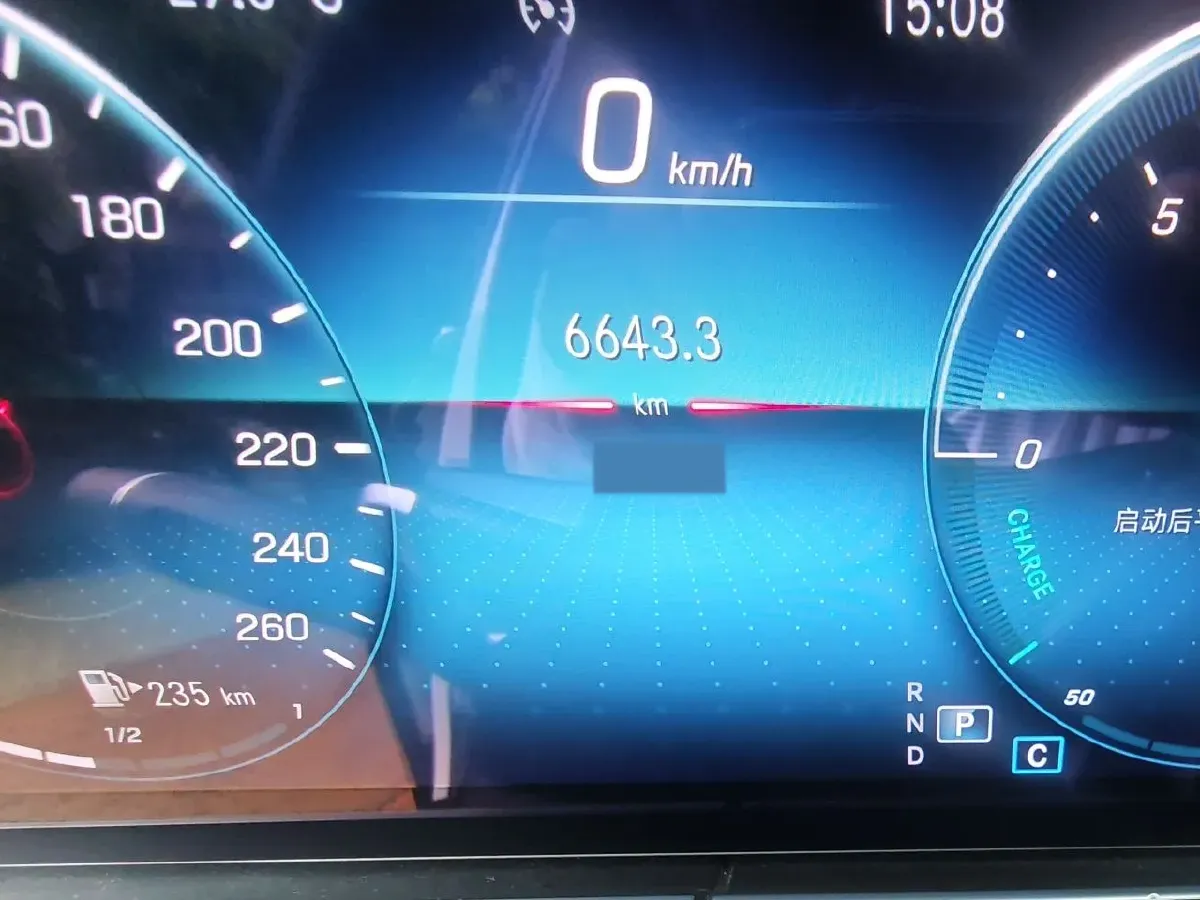 2021 Mercedes-Benz V Class 2.0T 211HP L4 9AT,autocango,china used car exporter,china ev exporter,chinese used car exporter,chinese used ev exporter