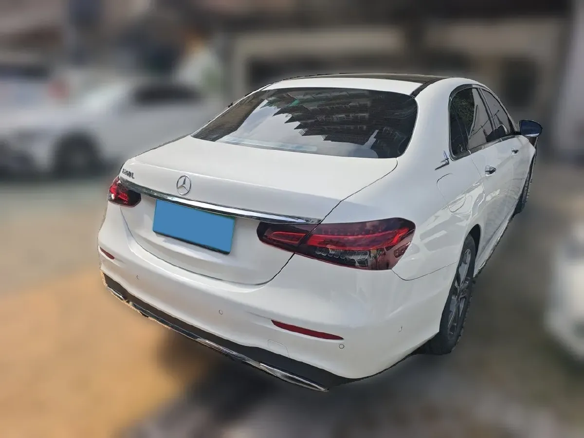 2021 Mercedes-Benz V Class 2.0T 211HP L4 9AT,autocango,china used car exporter,china ev exporter,chinese used car exporter,chinese used ev exporter
