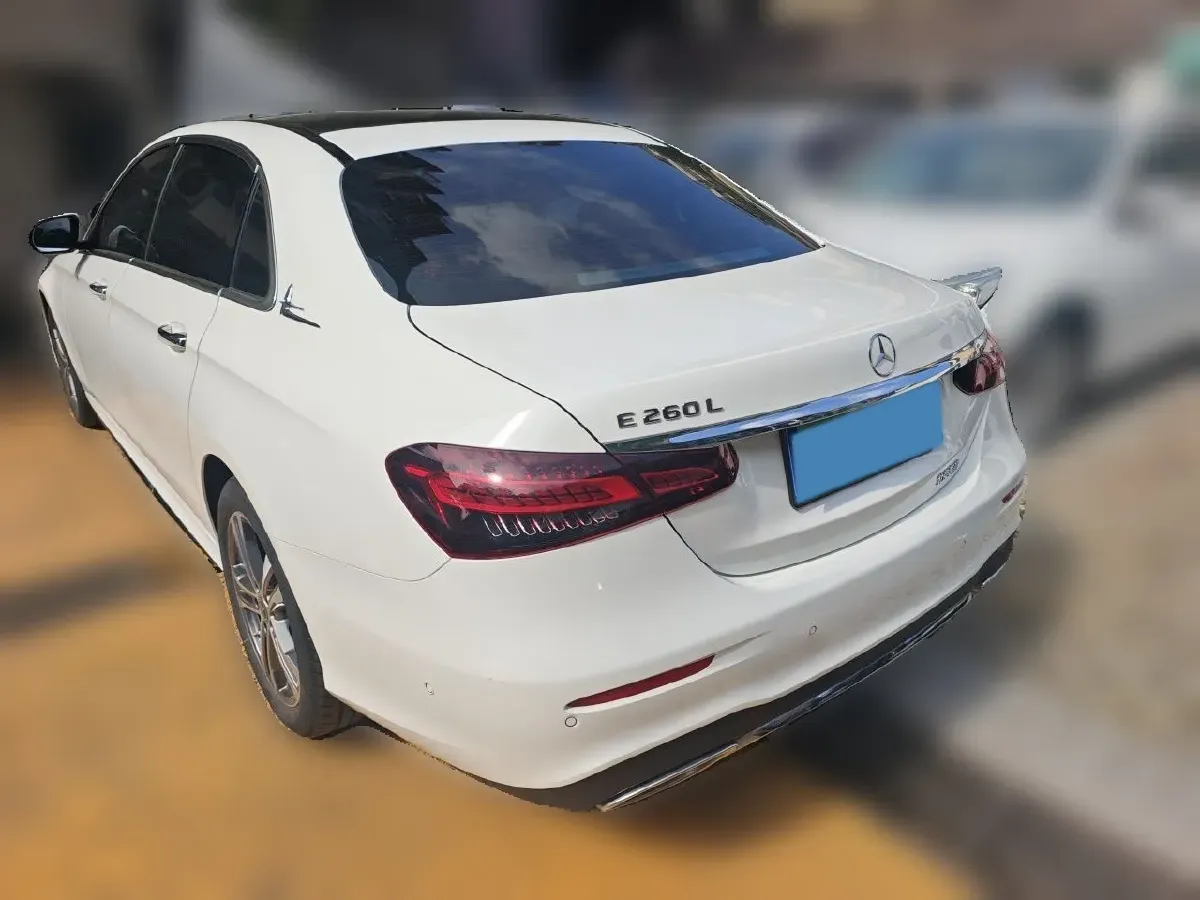 2021 Mercedes-Benz V Class 2.0T 211HP L4 9AT,autocango,china used car exporter,china ev exporter,chinese used car exporter,chinese used ev exporter