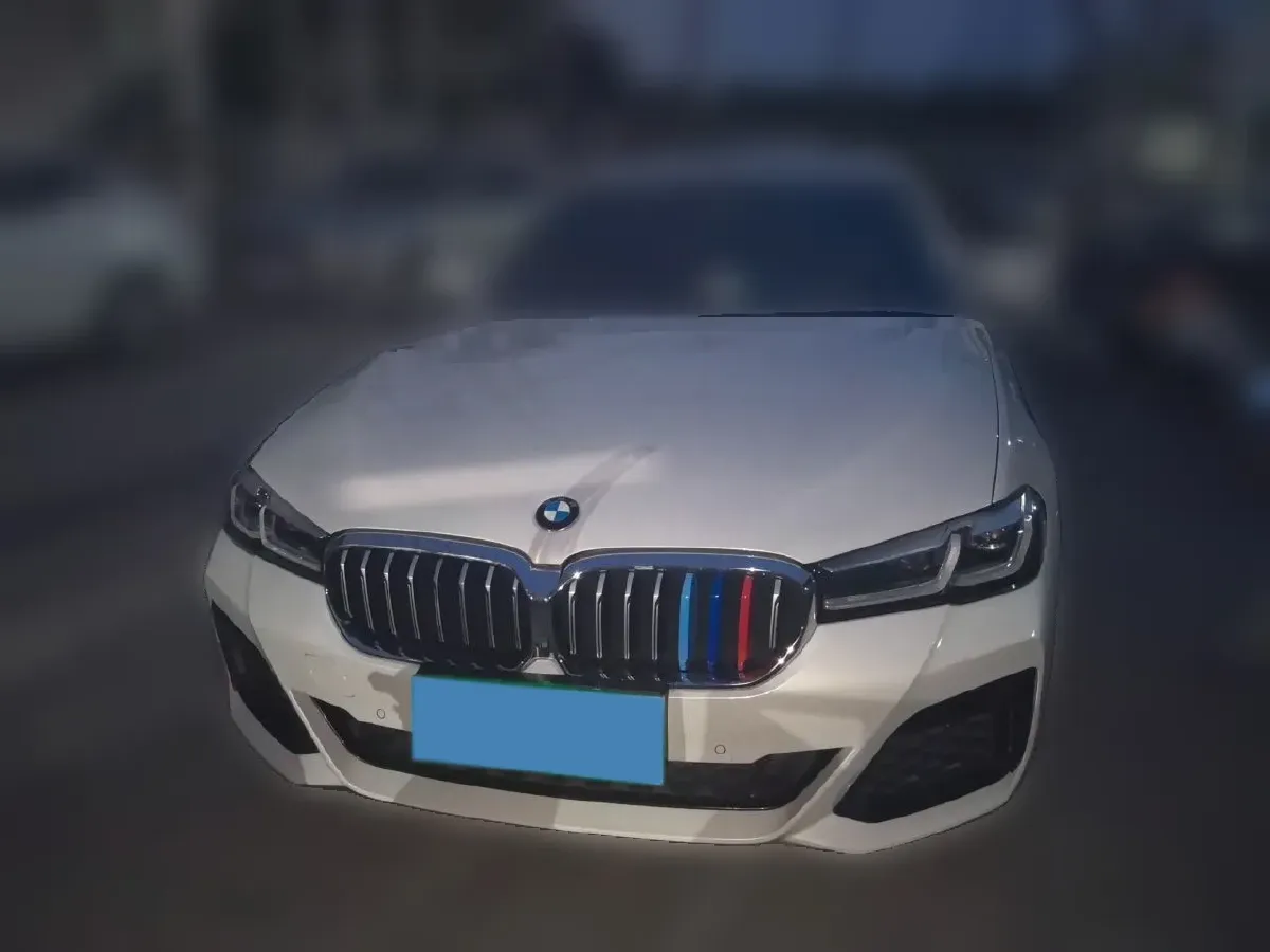 2022 BMW 5 Series 2.0T 184HP L4 8AT,autocango,china used car exporter,china ev exporter,chinese used car exporter,chinese used ev exporter