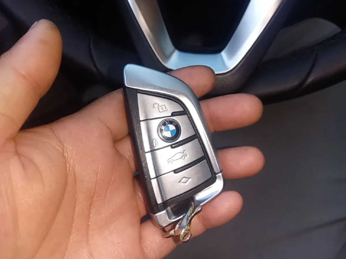 2020 BMW 5 Series 2.0T 252HP L4 8AT,autocango,china used car exporter,china ev exporter,chinese used car exporter,chinese used ev exporter