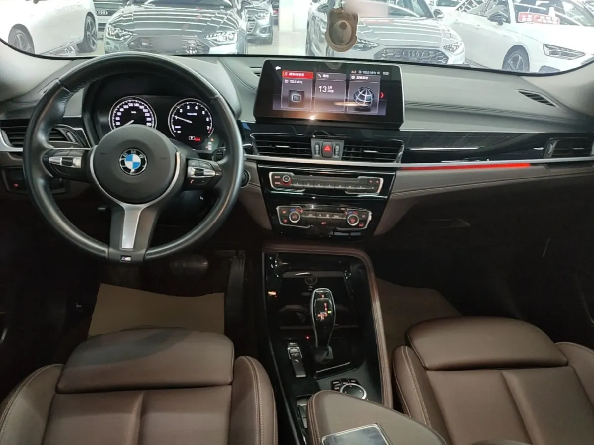 2022 BMW X2 2.0T 192HP L4 7DCT,autocango,china used car exporter,china ev exporter,chinese used car exporter,chinese used ev exporter