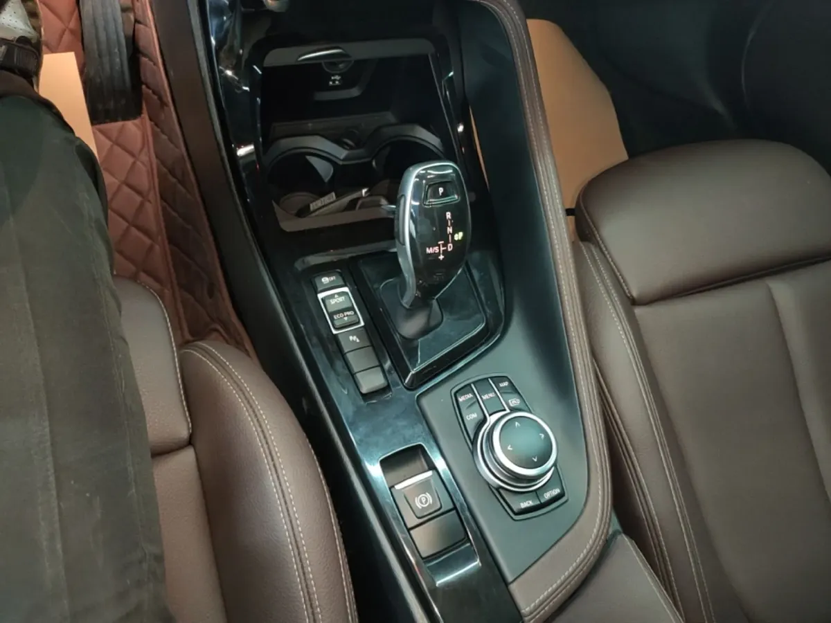 2022 BMW X2 2.0T 192HP L4 7DCT,autocango,china used car exporter,china ev exporter,chinese used car exporter,chinese used ev exporter