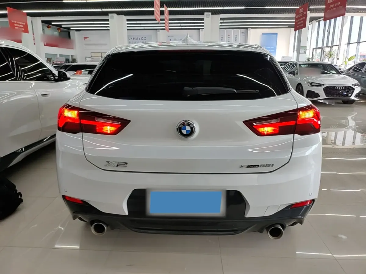 2022 BMW X2 2.0T 192HP L4 7DCT,autocango,china used car exporter,china ev exporter,chinese used car exporter,chinese used ev exporter