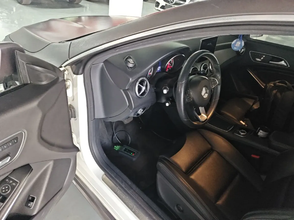 2017 Mercedes-Benz CLA Class 1.6T 156HP L4 7DCT,autocango,china used car exporter,china ev exporter,chinese used car exporter,chinese used ev exporter