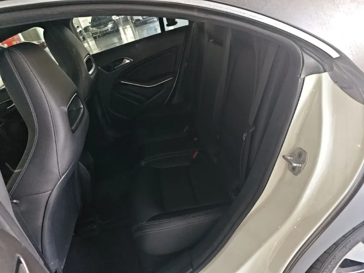 2017 Mercedes-Benz CLA Class 1.6T 156HP L4 7DCT,autocango,china used car exporter,china ev exporter,chinese used car exporter,chinese used ev exporter