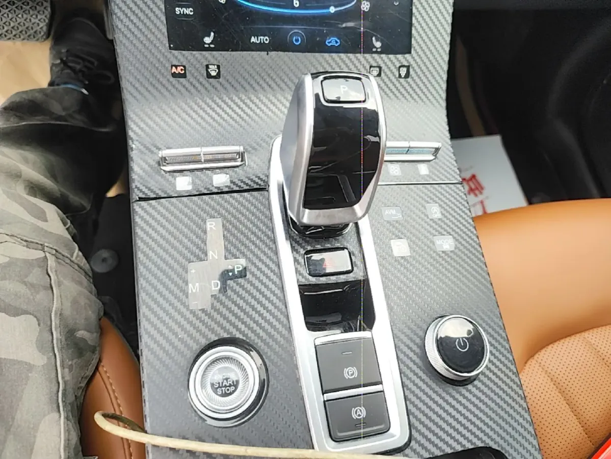2021 Chery Tiggo 8 Plus 1.6T 197HP L4 7DCT,autocango,china used car exporter,china ev exporter,chinese used car exporter,chinese used ev exporter