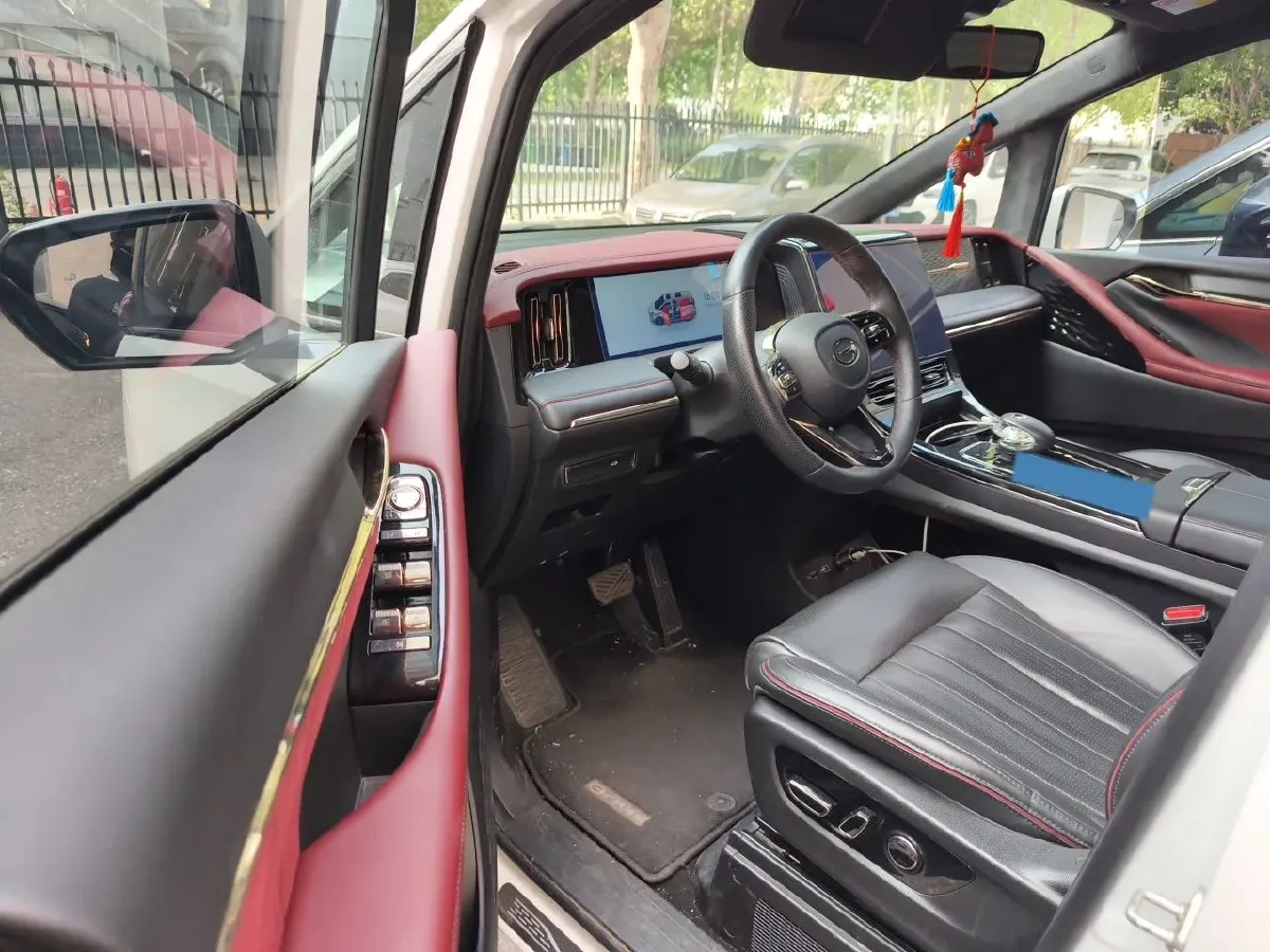 2023 GAC Trumpchi M8 2.0T 252HP L4 8AT,autocango,china used car exporter,china ev exporter,chinese used car exporter,chinese used ev exporter