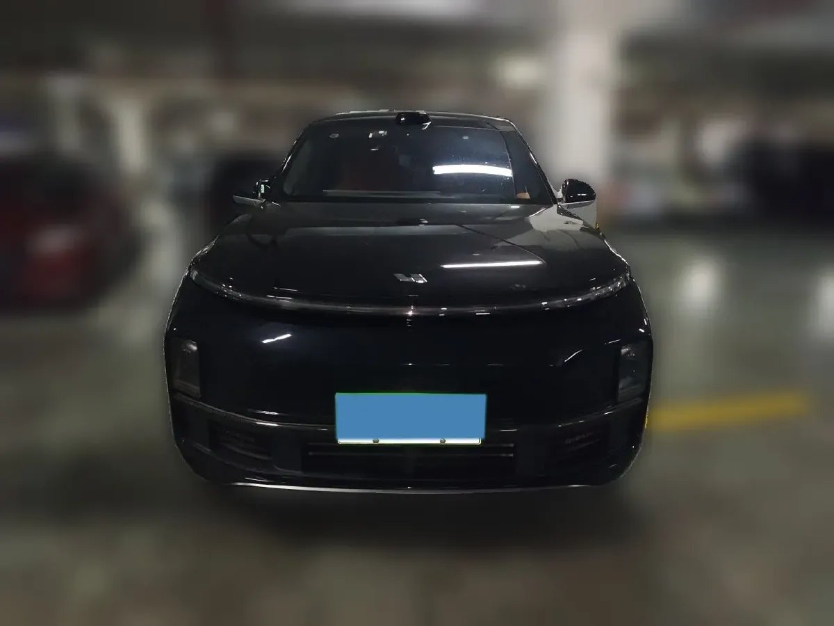 2024 Li L9 Range Extended 154HP REEV 52.3KWH,autocango,china used car exporter,china ev exporter,chinese used car exporter,chinese used ev exporter